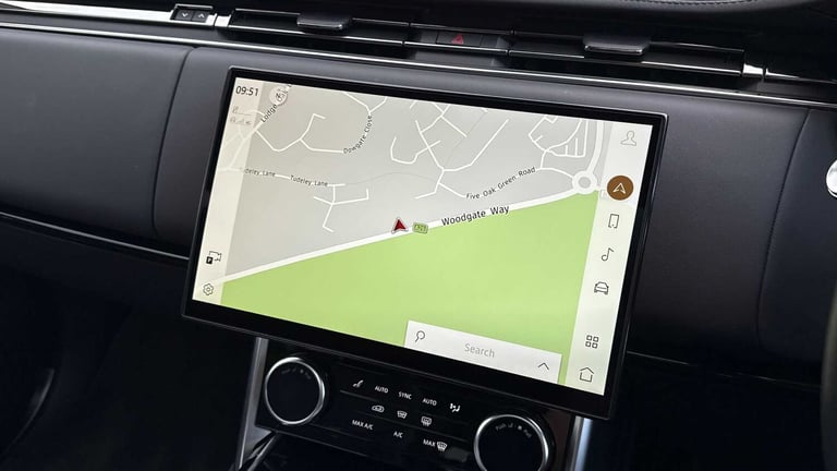  Land Rover Range Rover 3.0 D300 SE 4dr Auto SUV Diesel Automatic