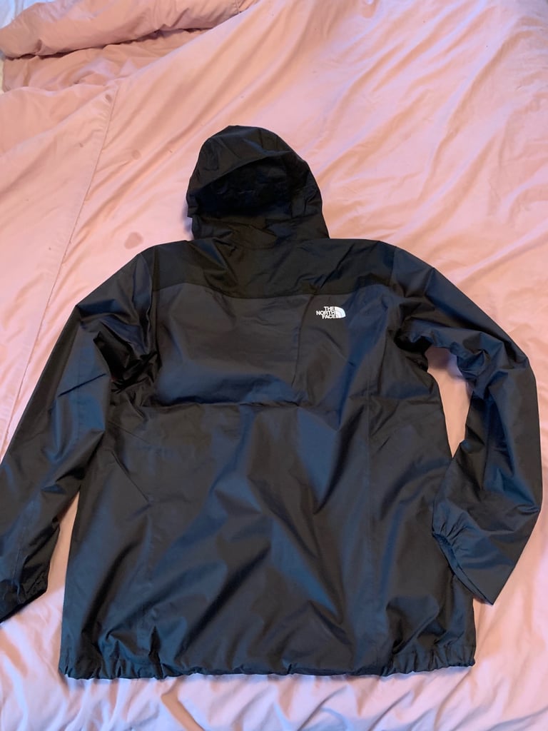 NORTH FACE QUEST ZIP JACKET XL BRAN NEW 