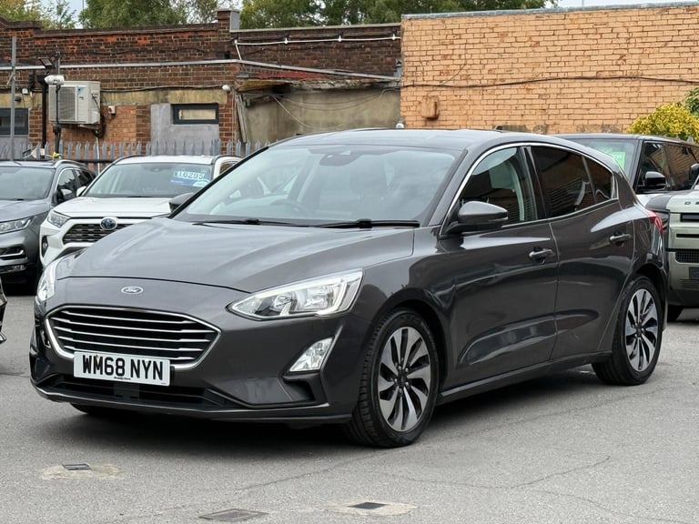 2018 Ford Focus 1.0T EcoBoost Zetec Euro 6 (s/s) 5dr HATCHBACK Petrol Manual