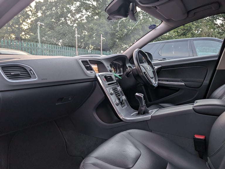 2018 Volvo S60 2.0 D3 SE Nav Euro 6 (s/s) 4dr SALOON Diesel Manual