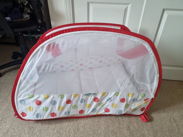 image for Koo di pop up travel cot. 