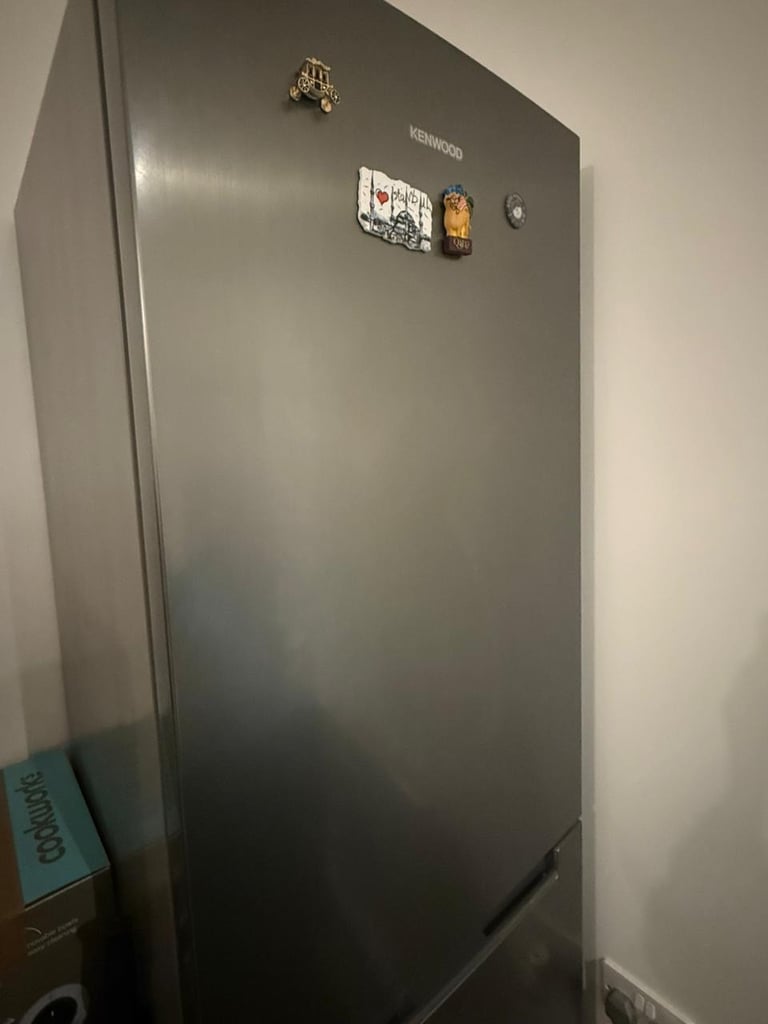 KENWOOD - KNF60X19 60/40 Fridge Freezer – Silver
