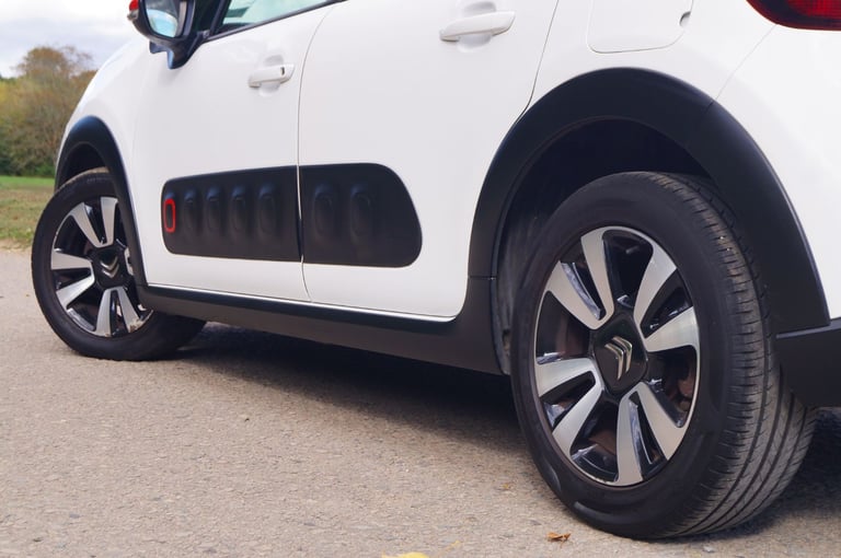 2018 Citroen C3 1.2 Petrol Flair Puretech S/S💥ULEZ FREE! 12-MOT 2-Owner 2-Key CarPlay