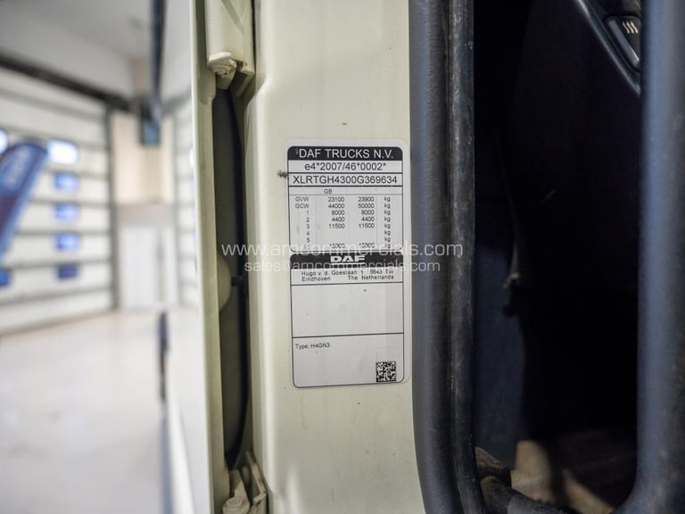 2021 (71) DAF XF 480 SUPERSPACE 6X2 SMALL MIDLIFT