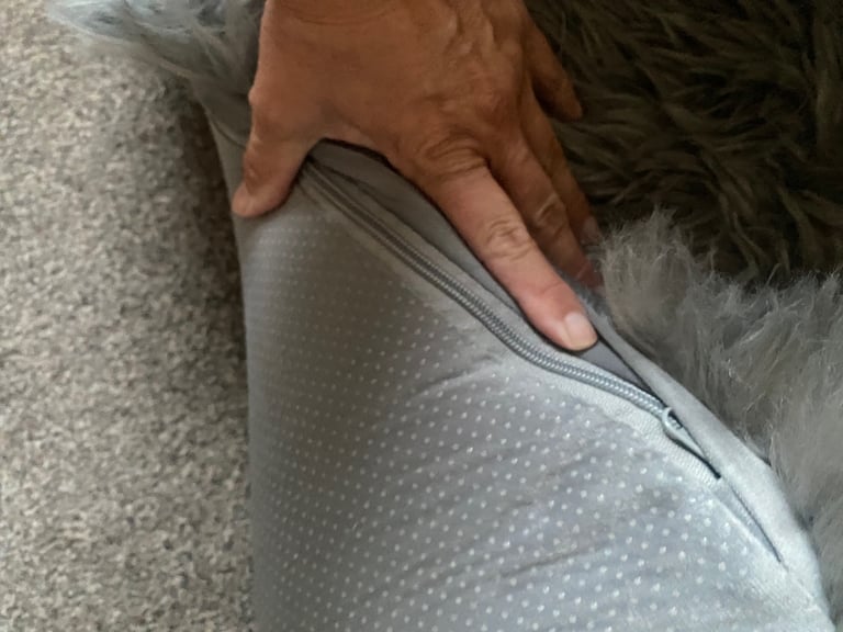 Dog bed brand new in box 