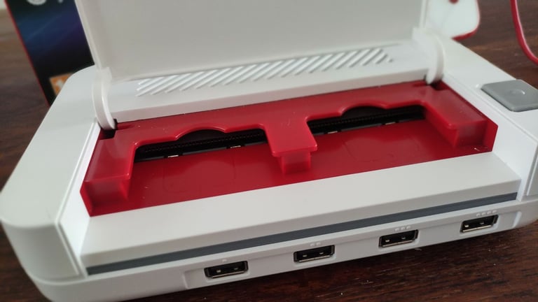 Evercade vs retro games console