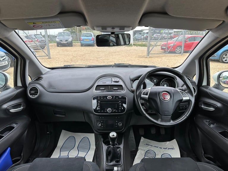 2015 Fiat Punto 1.2 Easy + Euro 6 3dr HATCHBACK Petrol Manual
