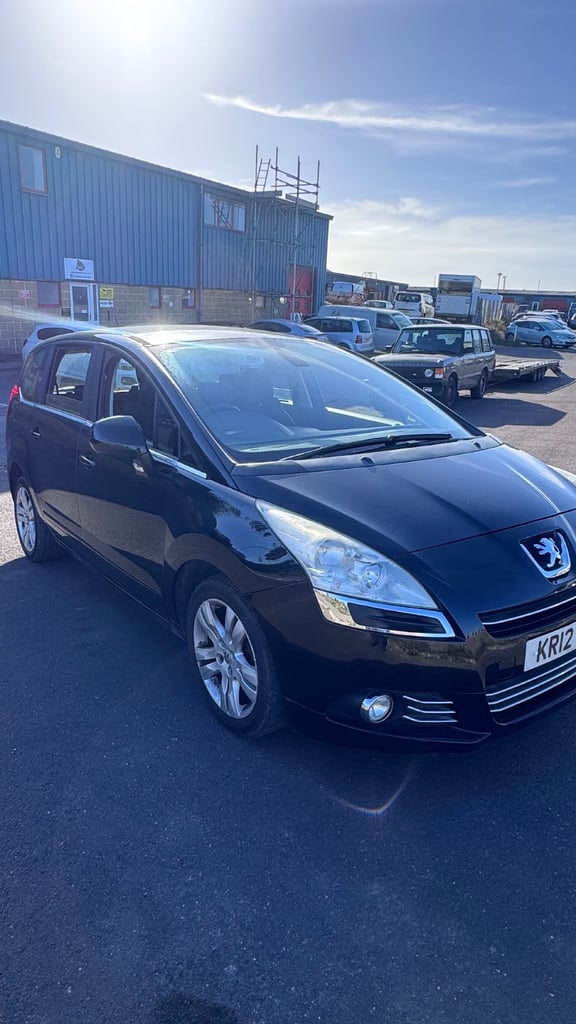 image for Peugeot, 5008, MPV, 2012, Manual, 1560 (cc), 5 doors