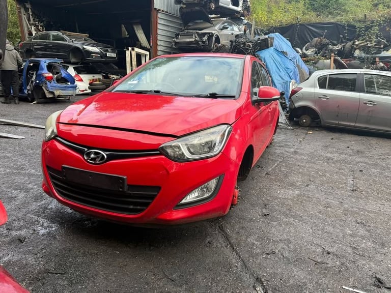 HYUNDAI I20 2012 1.2 PETROL BREAKING FOR PARTS