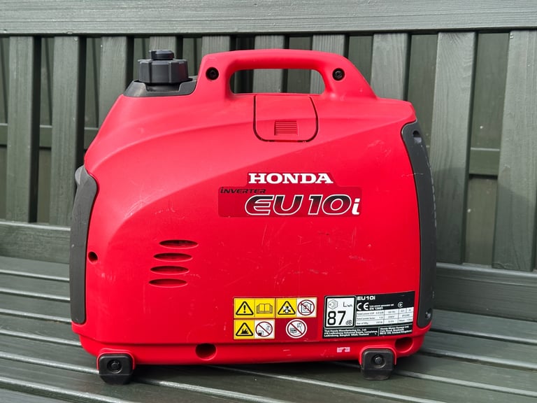 Honda EU10i petrol generator 230v / 12v