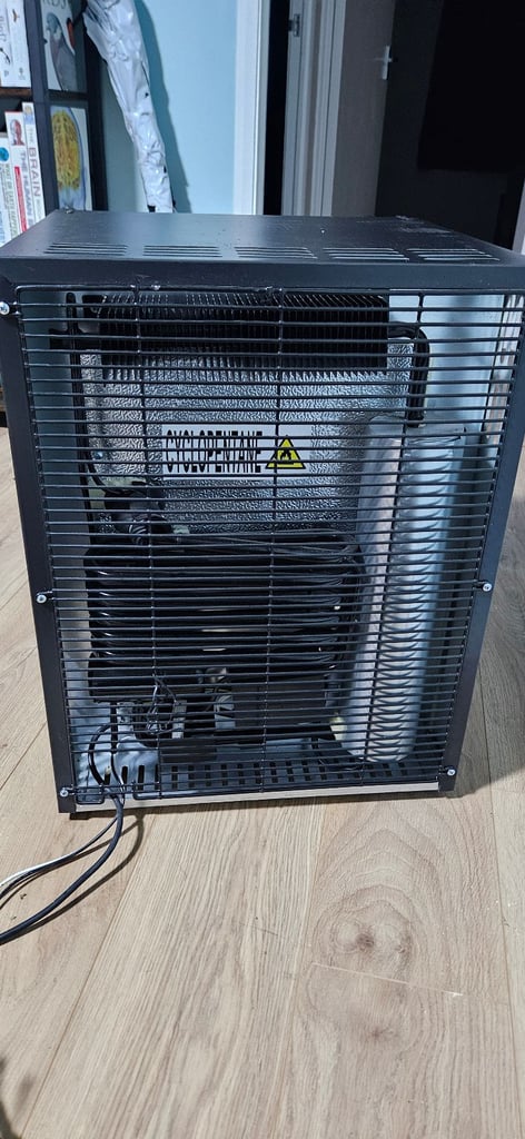 SMAD 50l 12v 240v camper fridge