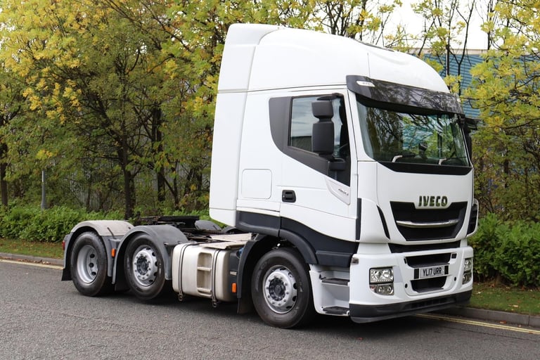 IVECO STRALIS 460 HI-WAY 6X2 MIDLIFT TRACTOR UNIT (2017)