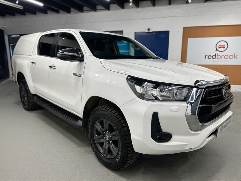 2022 Toyota Hilux 2.4 D-4D Icon Pickup Double Cab 4dr Diesel Manual 4WD Euro 6 (s/s) (150 ps) PIC...