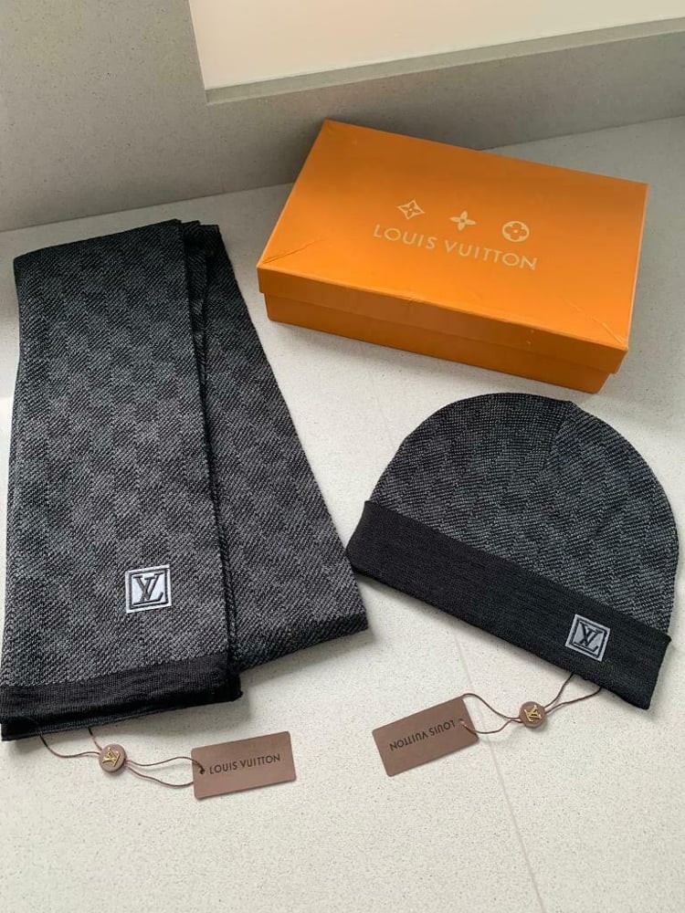 vuitton damier hat and scarf set