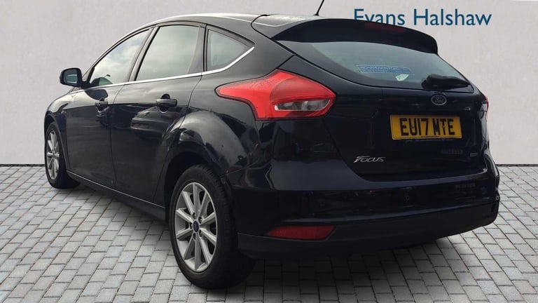 2017 Ford Focus 1.0 EcoBoost 125 Titanium 5dr HATCHBACK PETROL Manual