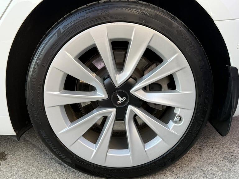 2021 Tesla Model 3 Long Range AWD 4dr Auto SALOON ELECTRIC Automatic