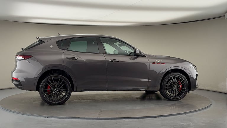 2021 Maserati Levante 3.8 V8 Trofeo SUV 5dr Petrol ZF 4WD Euro 6 (s/s) (580 ps) SUV Petrol Automatic