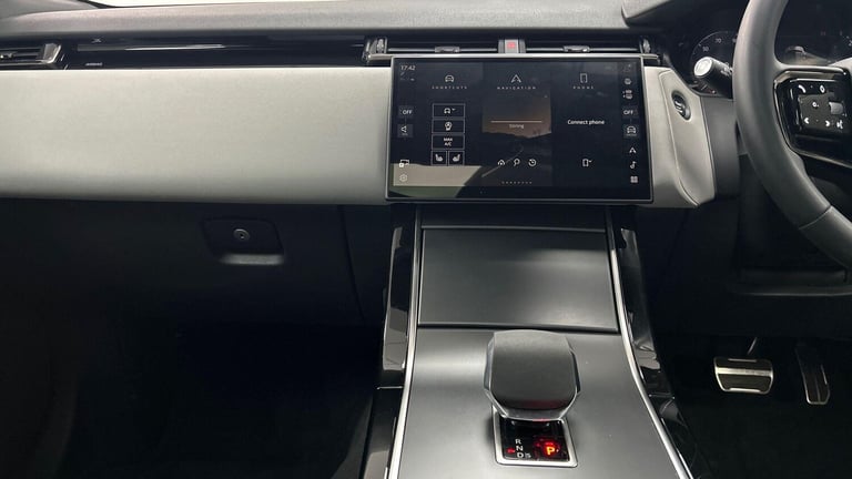 2023 Land Rover Range Rover Velar 2.0 D200 MHEV Dynamic SE 5dr Auto ESTATE DIESEL Automatic
