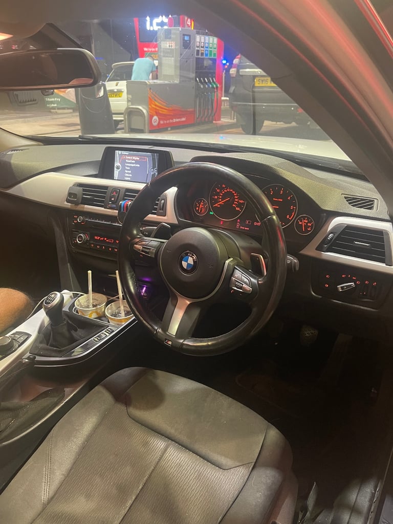 BMW, 3 SERIES, Saloon, 2012, Manual, 1995 (cc), 4 doors