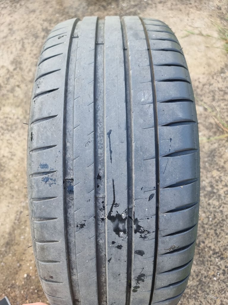 Car tyres for sale