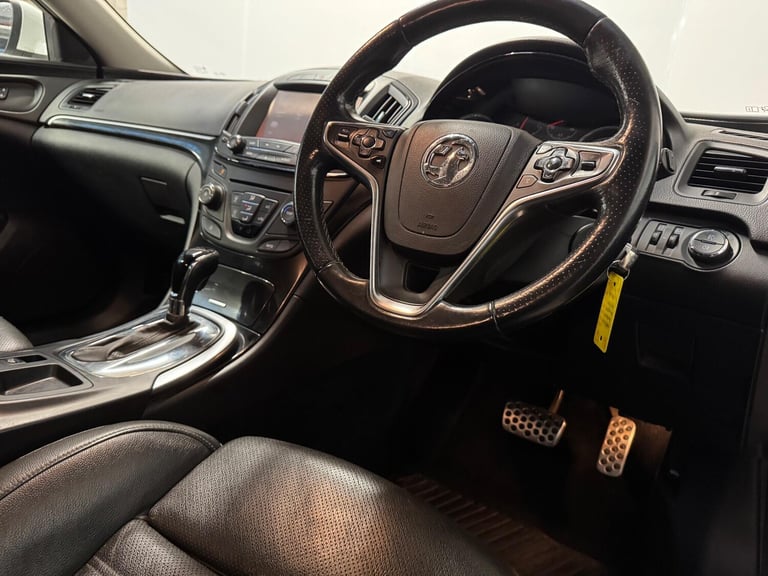 2015 Vauxhall Insignia 2.0 CDTi SRi Nav Sports Tourer Auto Euro 5 5dr Estate Diesel Automatic