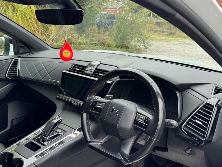 2019 DS Automobiles DS 7 Crossback 1.6 PureTech GPF Prestige Crossback EAT8 Euro 6 (s/s) 5dr MPV ...