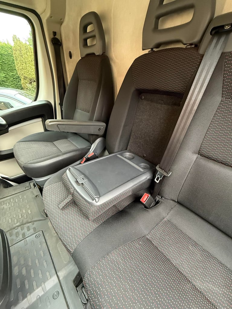 Peugeot Boxer 2016 2.0 BlueHDI Professional 335 L3 H2.