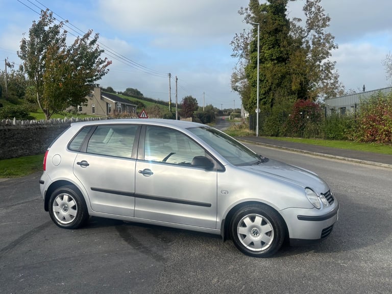 **AUTOMATIC ** Volkswagen polo , MOT Oct 26