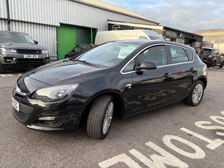 2014 Vauxhall Astra 1.6 16v Excite Hatchback 5dr Petrol Manual Euro 5 (115 ps)