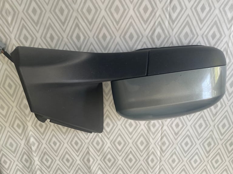 FORD 2009 MONDEO ZETEC TDCI 140 2.0 DOOR MIRROR RIGHT SIDE ELECTRIC