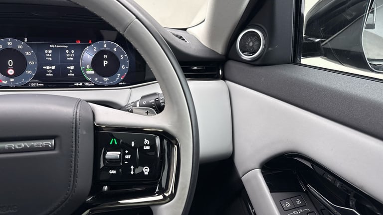 2024 Land Rover Range Rover Evoque 1.5 P300e 11.9kWh Dynamic HSE SUV 5dr Petrol Plug-in Hybrid Au...