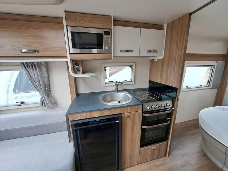 2022 Swift Vogue 580