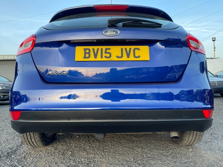 2015 Ford Focus TITANIUM 5-Door Petrol