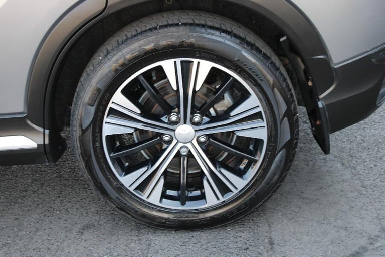 2020 Mitsubishi Eclipse Cross 1.5T Exceed SUV 5dr Petrol CVT 4WD Euro 6 (s/s) (163 ps) HATCHBACK ...