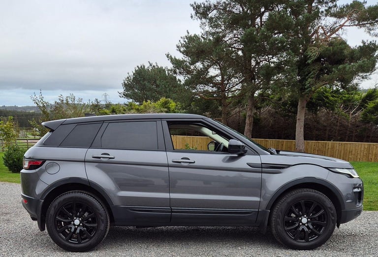 LAND ROVER RANGE ROVER EVOQUE 2.0 eD4 SE Tech 2017
