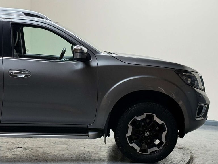 2020 Nissan Navara Double Cab Pick Up Tekna 2.3dCi 190 TT 4WD Auto PICK UP DIESEL Automatic