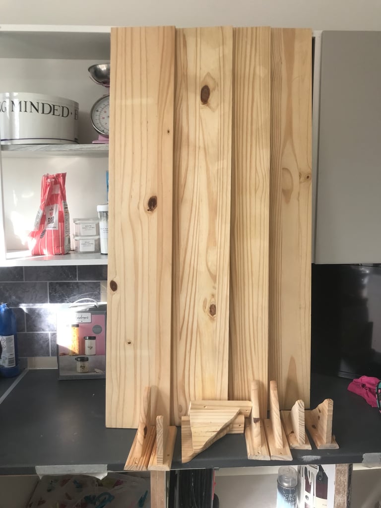 image for 4 large shelves 