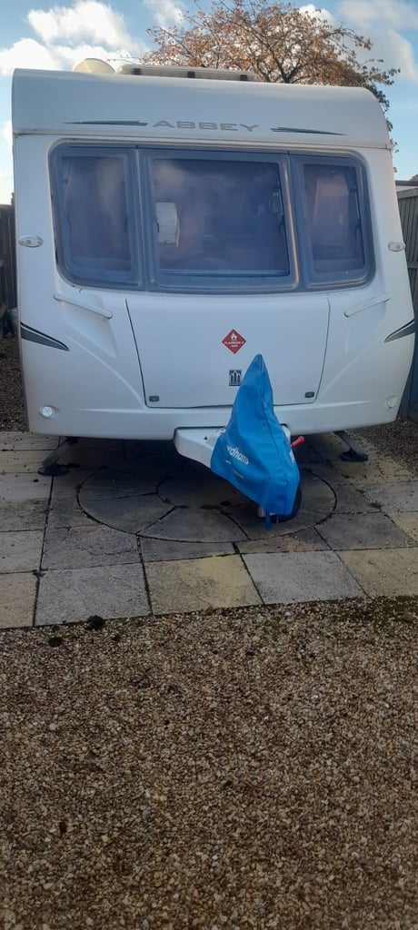 Abbey gts 517 with motor mover and air awning 