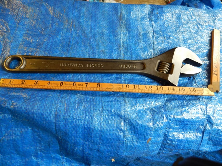 image for Very large adjustable spanner - 450mm/18&quot; length