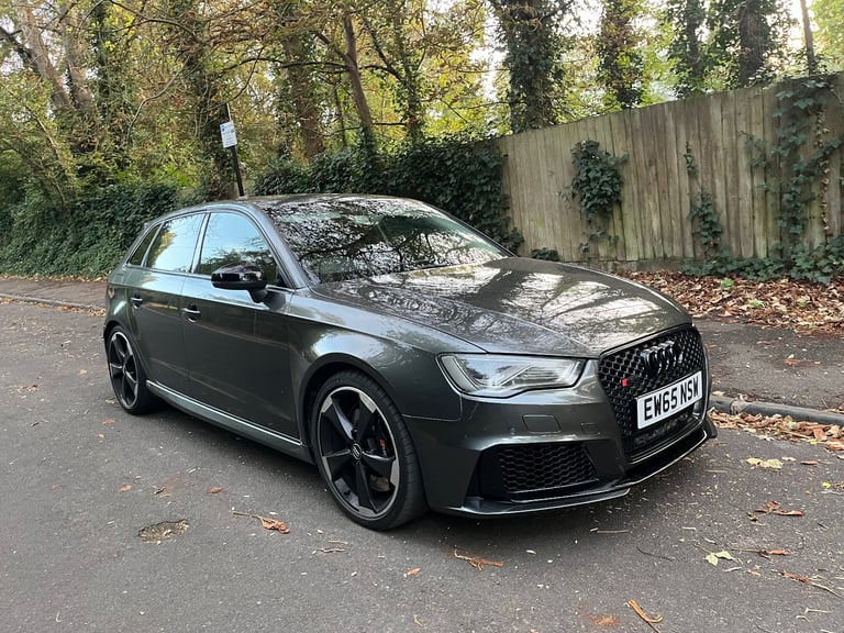 2015 AUDI RS3 SPORTBACK DSG QUATTRO 2.5 TSFI 5dr Daytona grey 