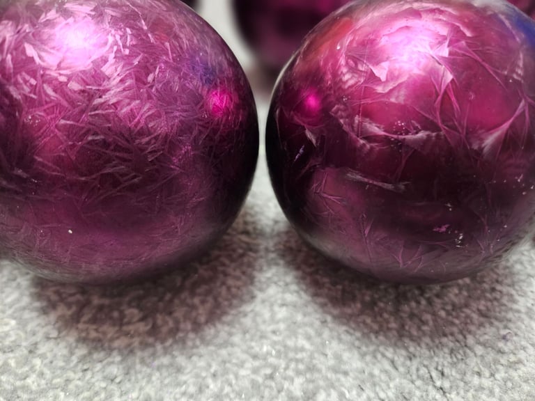 Christmas Tree Decorations Extra Laurge Purple Demasked Baubles From Taskers x8
