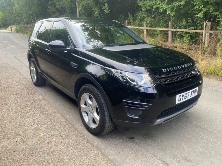 image for 2017 Land Rover Discovery Sport 2.0 TD4 SE SUV 5dr Diesel Manual 4WD Euro 6 (s/s) (5 Seat) (150 p...