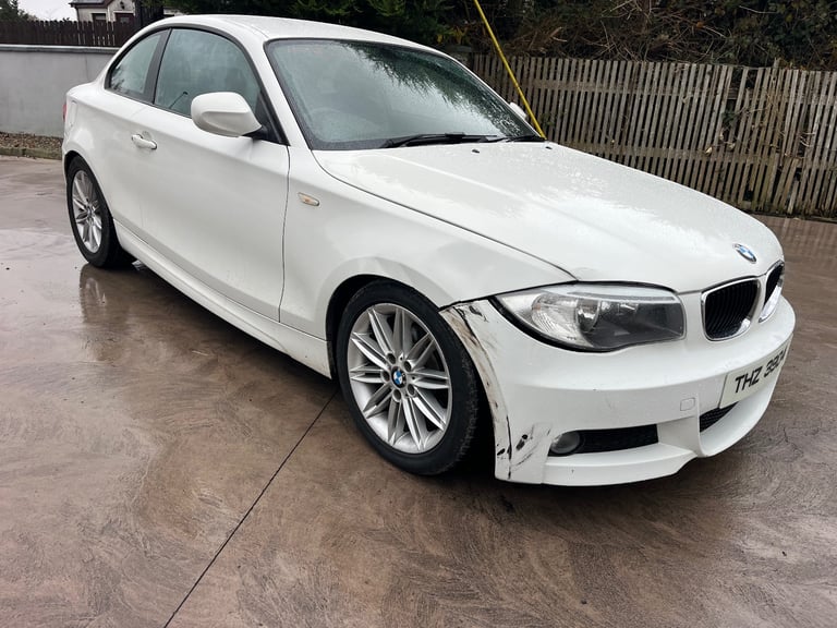 BMW, 1 SERIES, Coupe, 2012, Manual, 1995 (cc), 2 doors