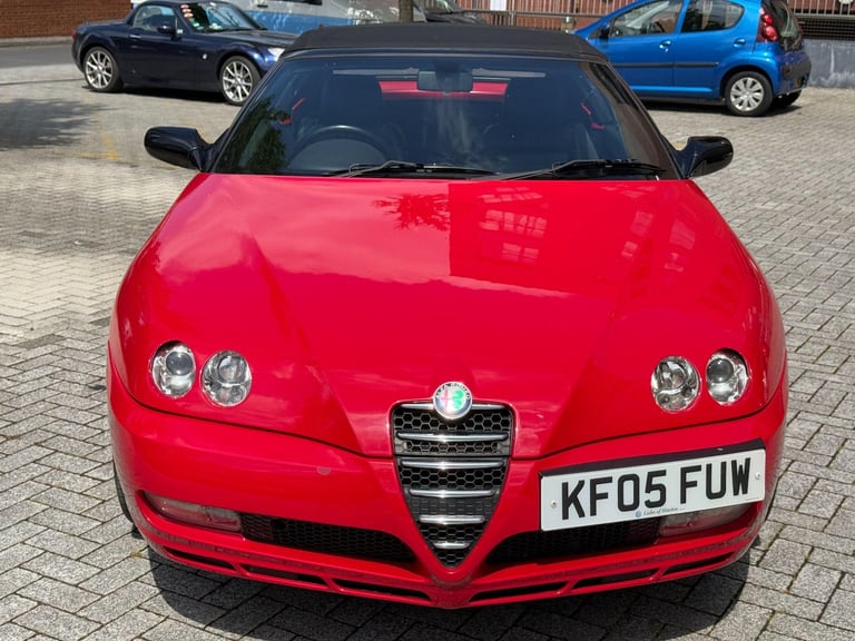 2005 Alfa Romeo Spider 2.0 JTS Lusso 2dr CONVERTIBLE Petrol Manual