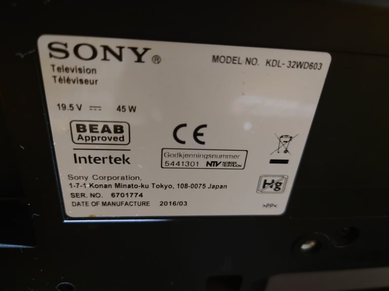 Sony KDL-32WD603HD 32inch Smart Freeview HD tuner, wi-fi TV