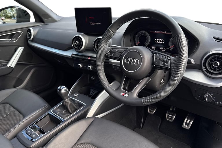 2025 Audi Q2 S line 30 TFSI  116 PS 6-speed SUV PETROL Manual