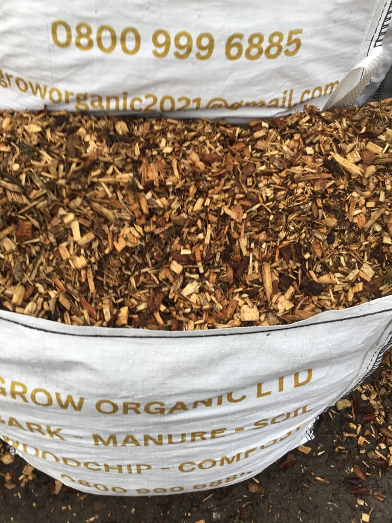 image for 850 ltr bulk bags of woodchip decorative mulch 