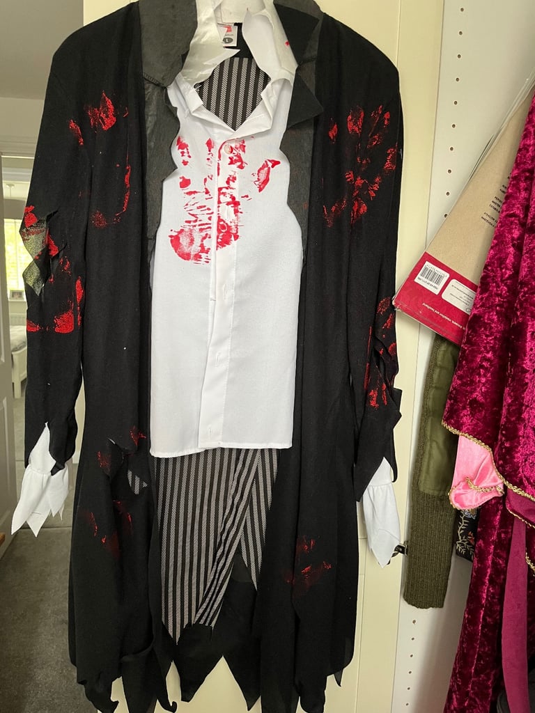 image for Men’s Halloween costume 