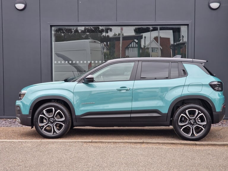 2024 Jeep Avenger 115kW Altitude 54kWh 5dr Auto Hatchback Electric Automatic