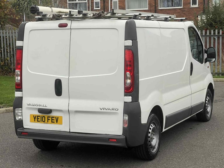 Vauxhall, VIVARO, Panel Van, 2010, Manual, 1995 (cc)